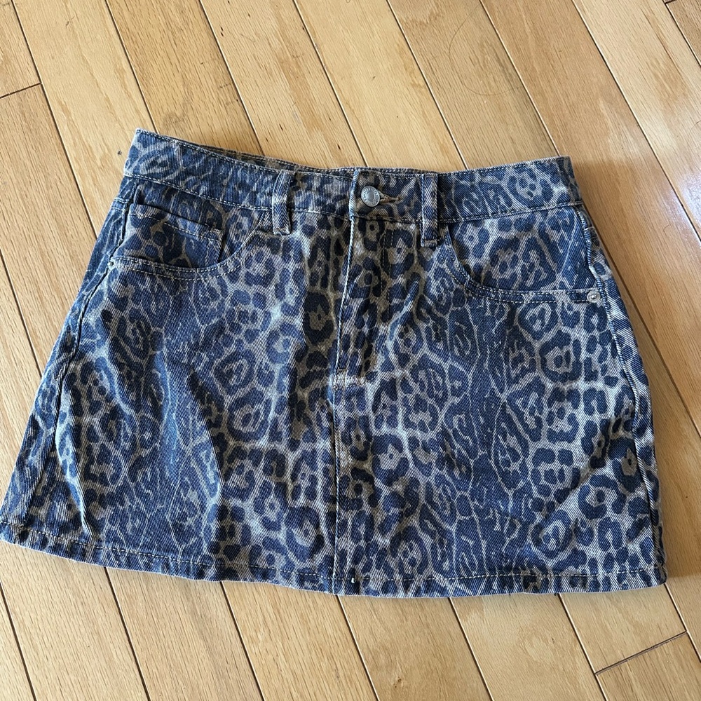 White Fox Leopard Print Jeans